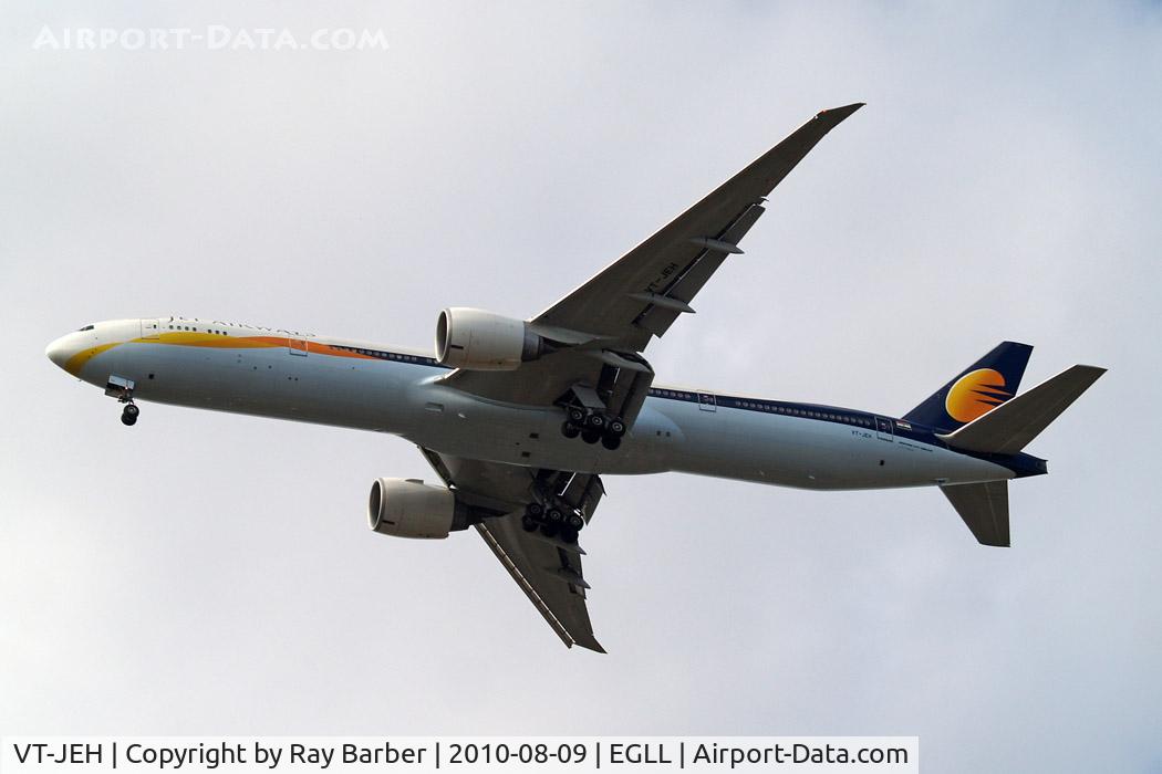 VT-JEH, 2007 Boeing 777-35R/ER C/N 35166, Boeing 777-35RER [35166] (Jet Airways) Heathrow~G 09/08/2010
