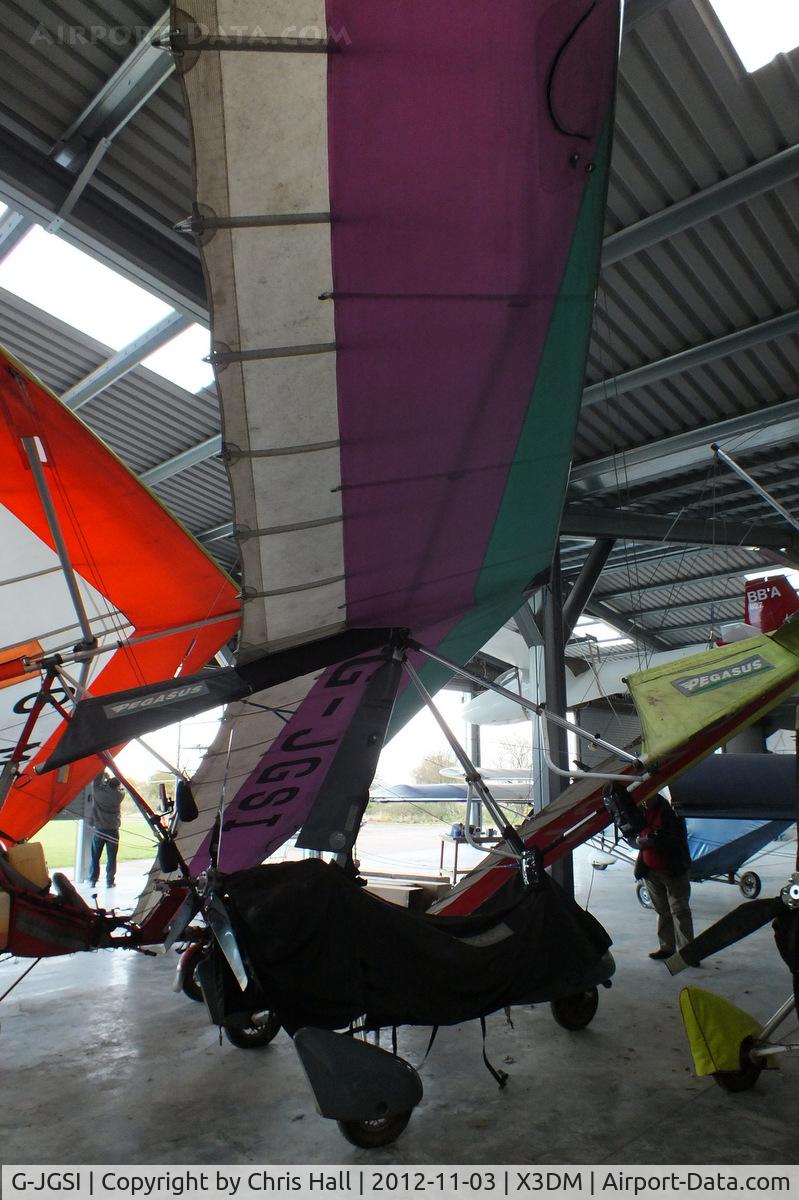 G-JGSI, 1999 Pegasus Quantum 15-912 C/N 7515, at Darley Moor Airfield, Ashbourne, Derbyshire