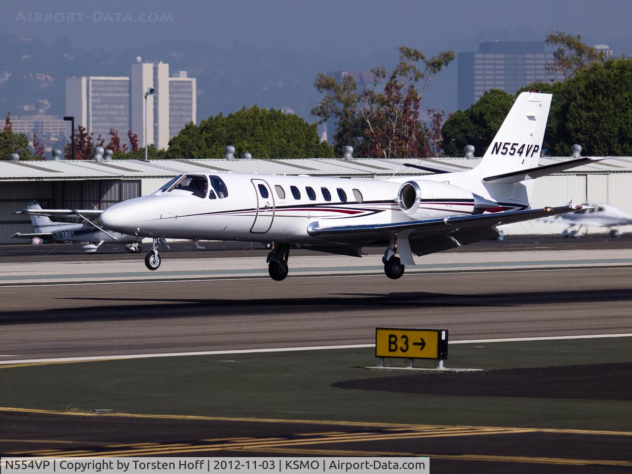 N554VP, 2001 Cessna 560 Citation Encore C/N 560-0554, N554VP arriving on RWY 21