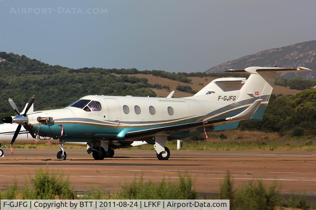 F-GJFG, 1999 Pilatus PC-12/45 C/N 256, Parked