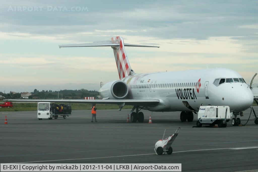 EI-EXI, 2003 Boeing 717-2BL C/N 55174, Parked