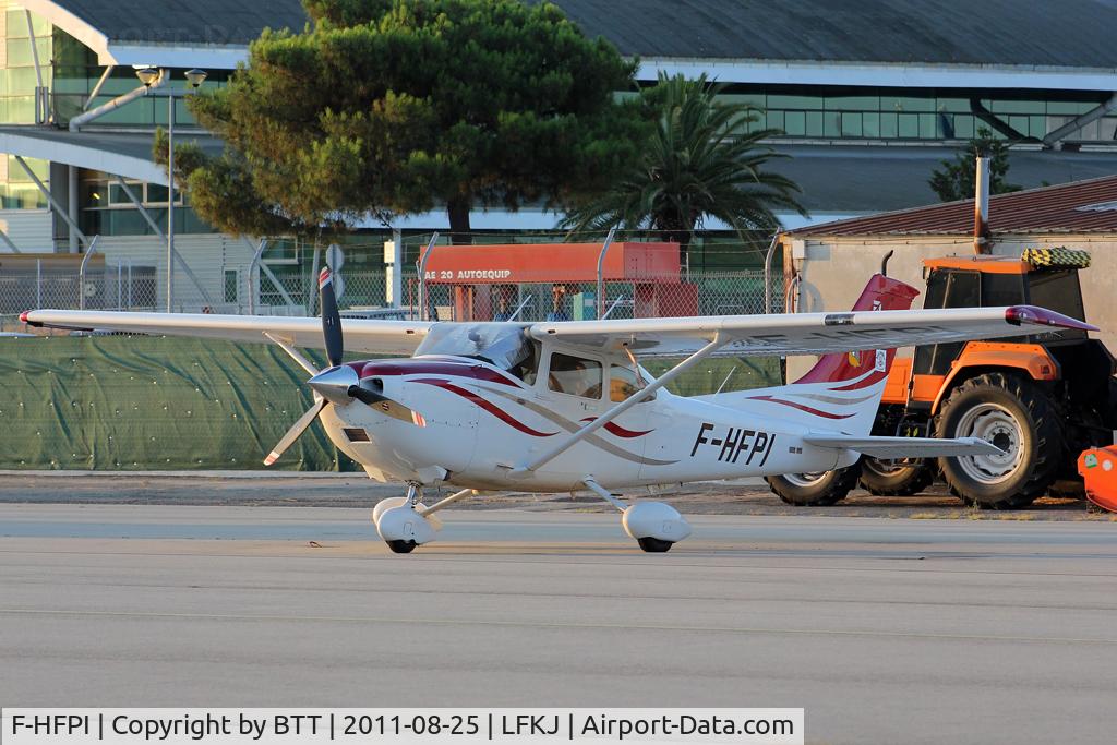 F-HFPI, Reims F182Q C/N 18282022, Parked