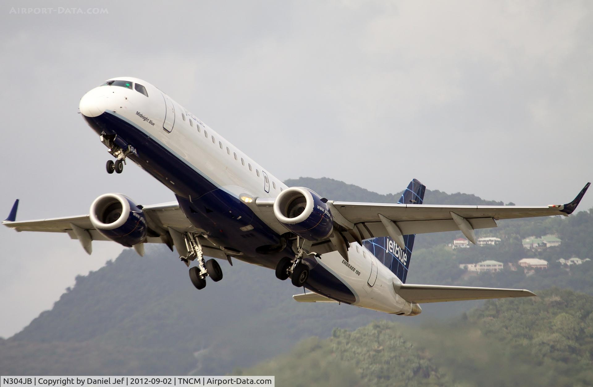 N304JB, 2009 Embraer ERJ-190-100 IGW 190AR C/N 19000257, N304JB