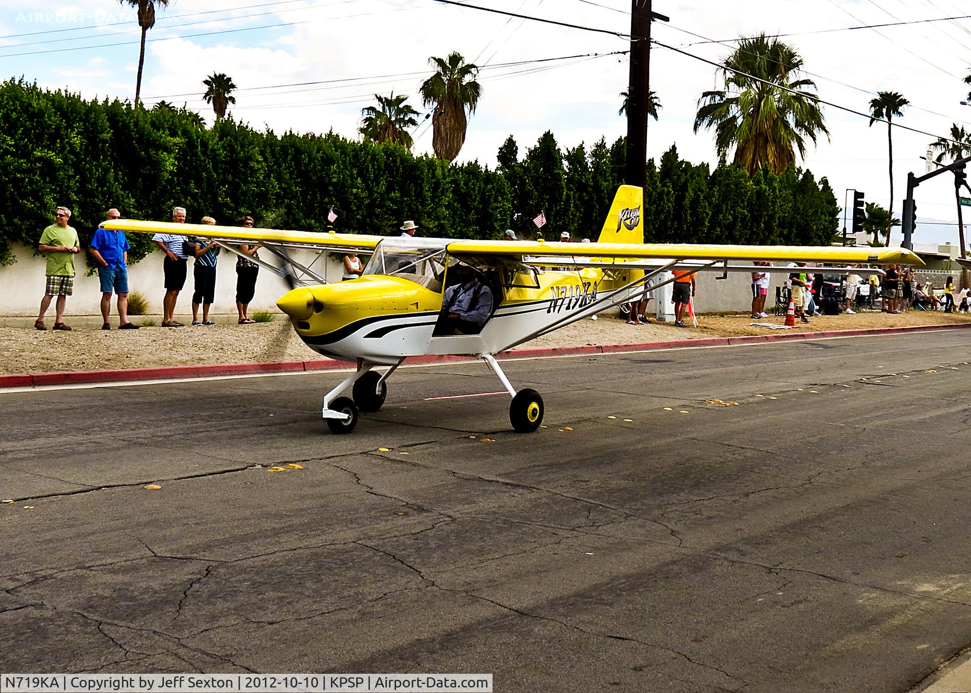 N719KA, Foxair Kitfox Light Sport C/N KA11114191, AOPA Parade at Palm Springs