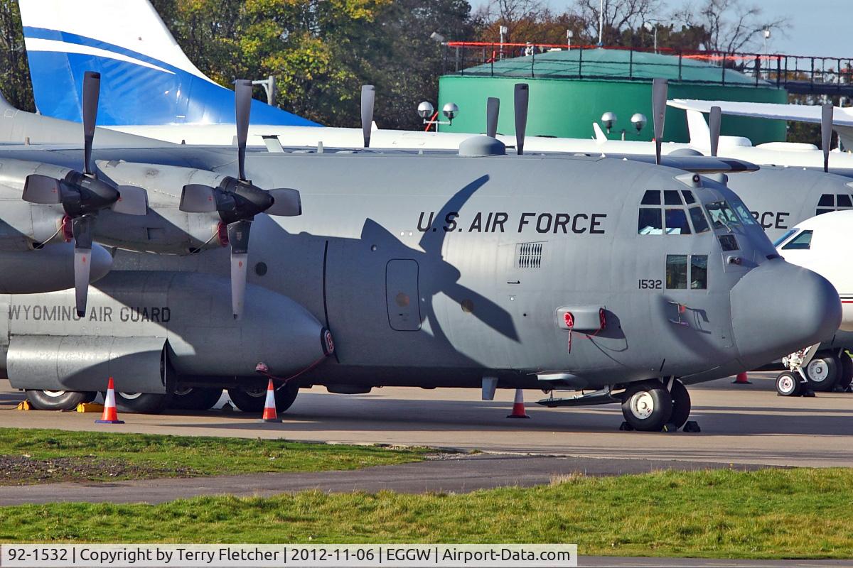 92-1532, 1992 Lockheed C-130H Hercules C/N 382-5328, 1992 Lockheed C-130H Hercules, c/n: 382-5328 at London Luton