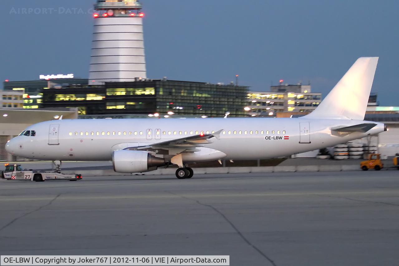 OE-LBW, 2001 Airbus A320-214 C/N 1678, Austrian Airlines