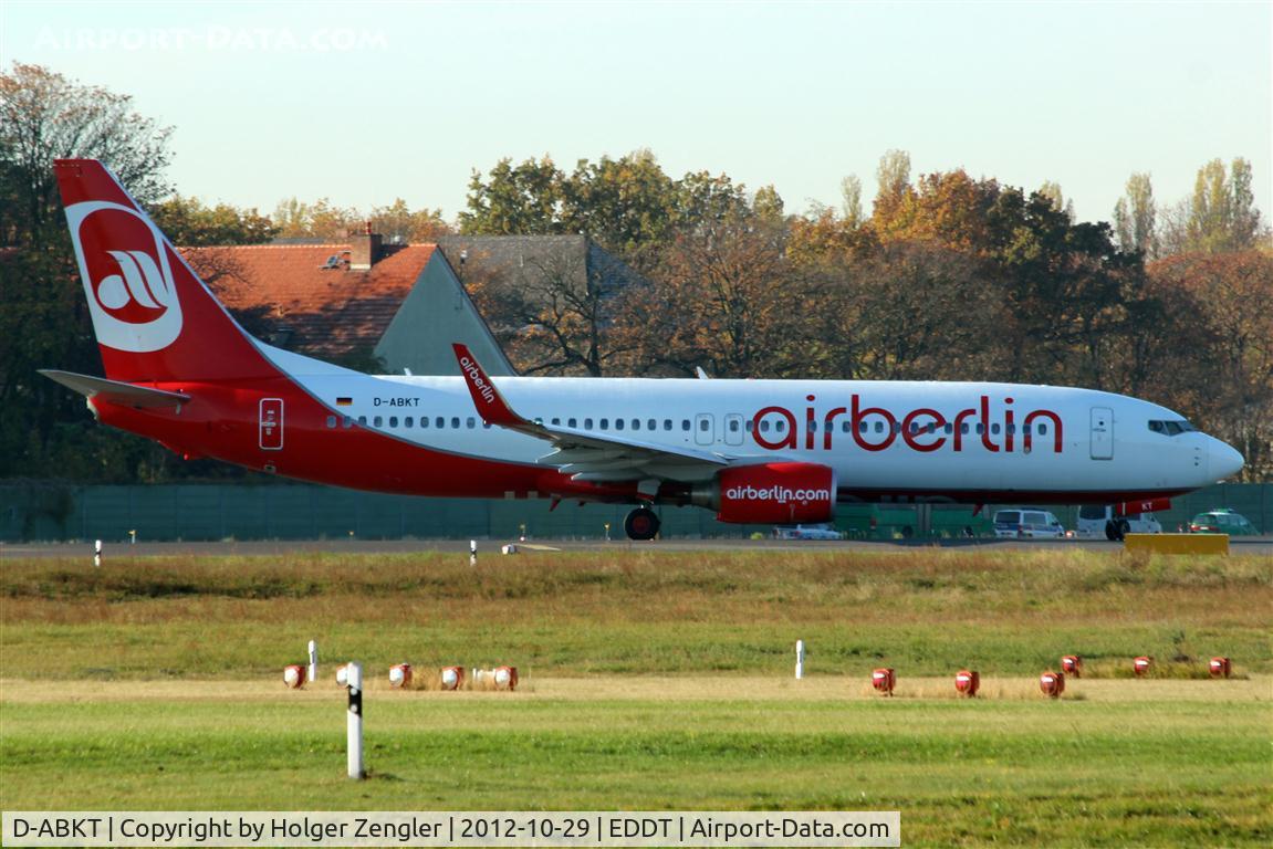 D-ABKT, 2011 Boeing 737-86J C/N 36881, Ready for take-off.....