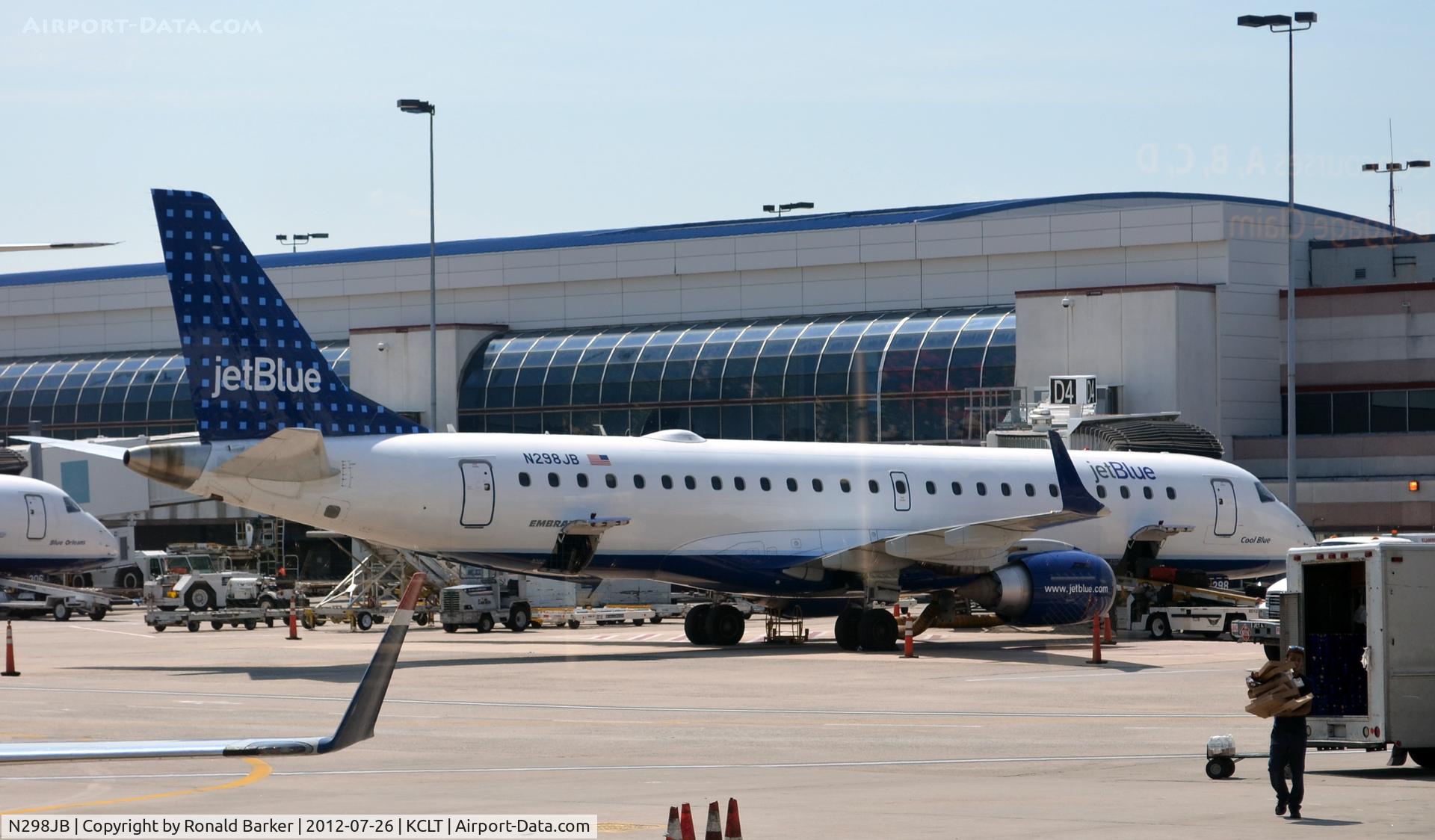 N298JB, 2009 Embraer 190AR (ERJ-190-100IGW) C/N 19000249, CLT