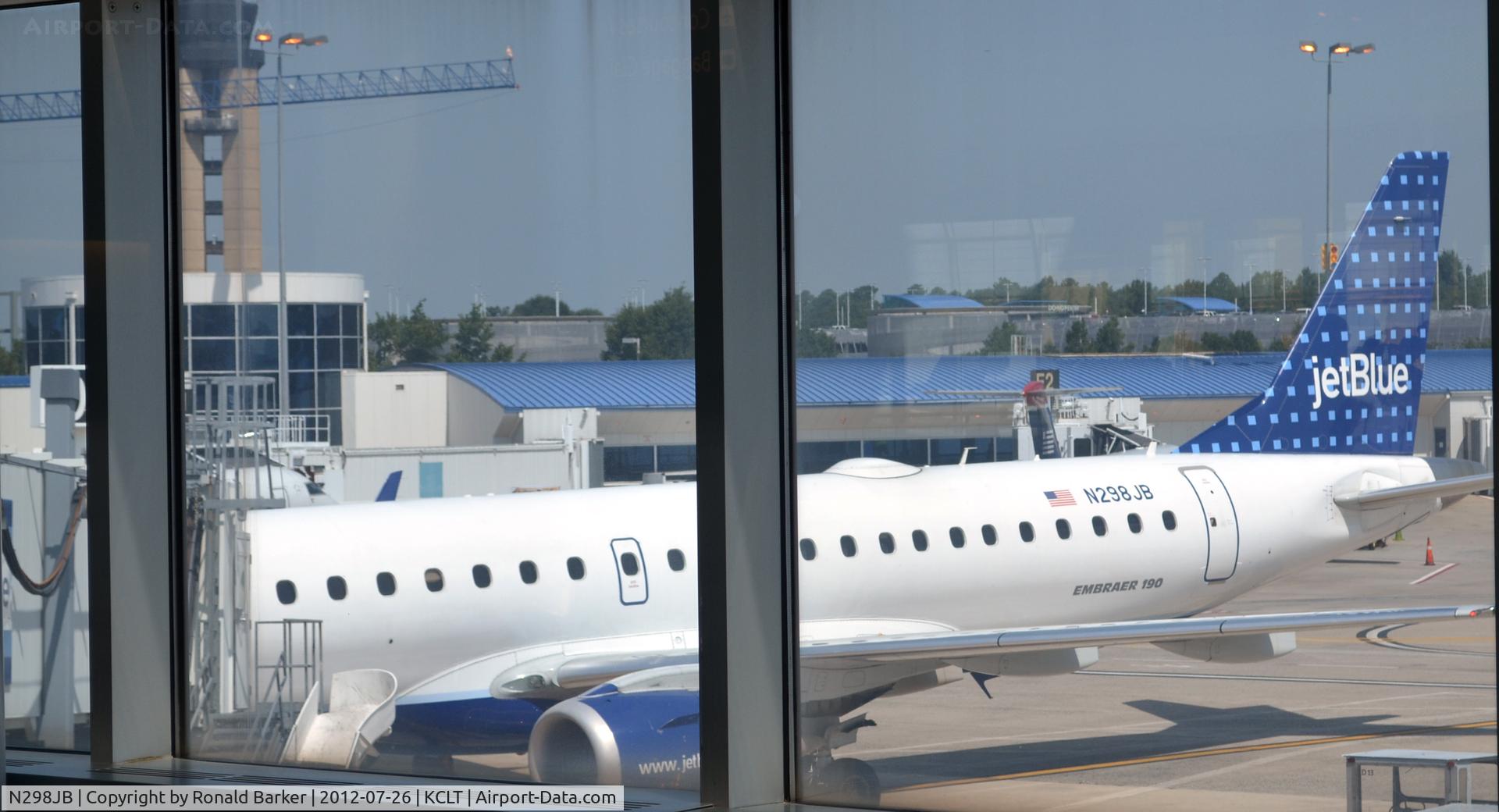 N298JB, 2009 Embraer 190AR (ERJ-190-100IGW) C/N 19000249, CLT
