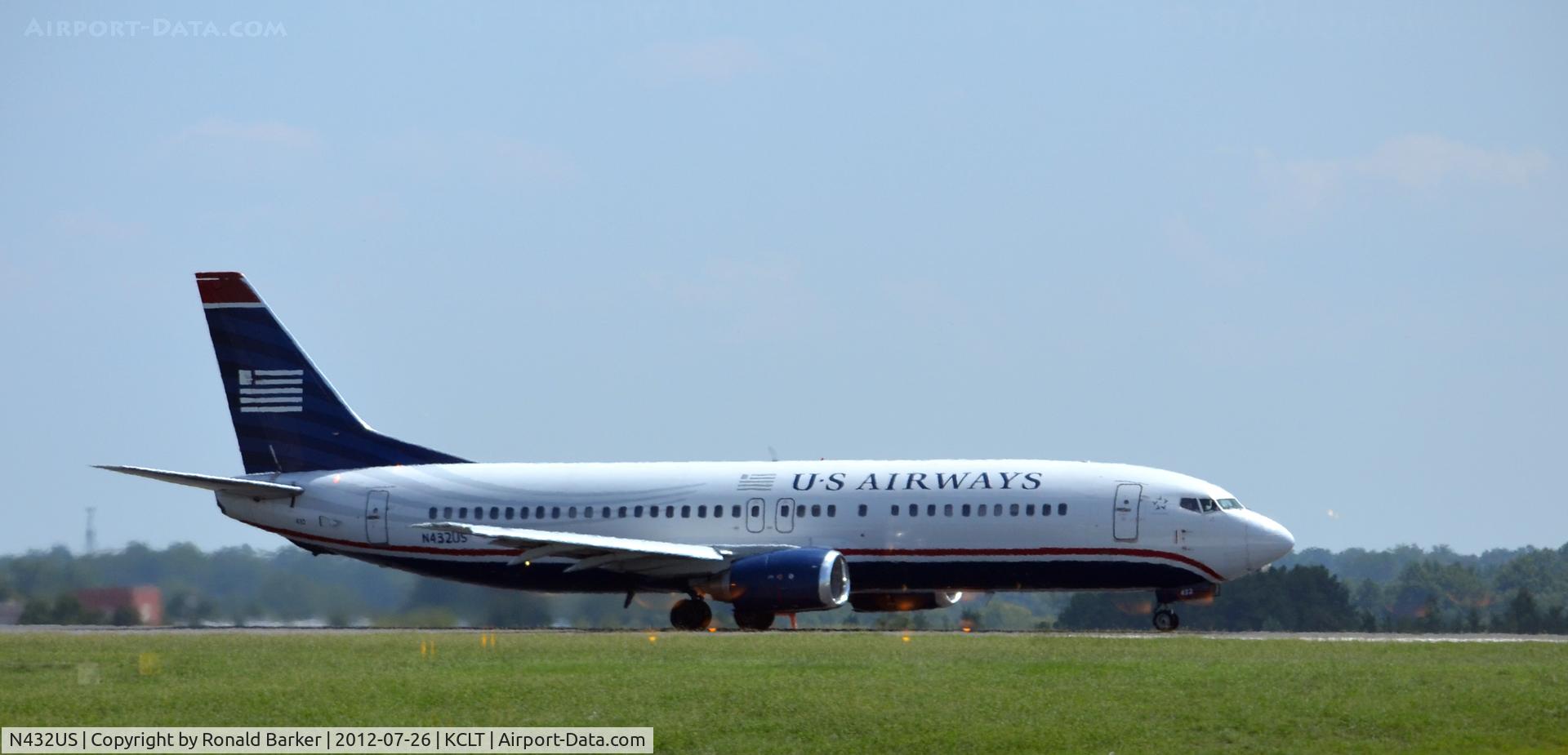 N432US, 1990 Boeing 737-4B7 C/N 24554, Takeoff CLT