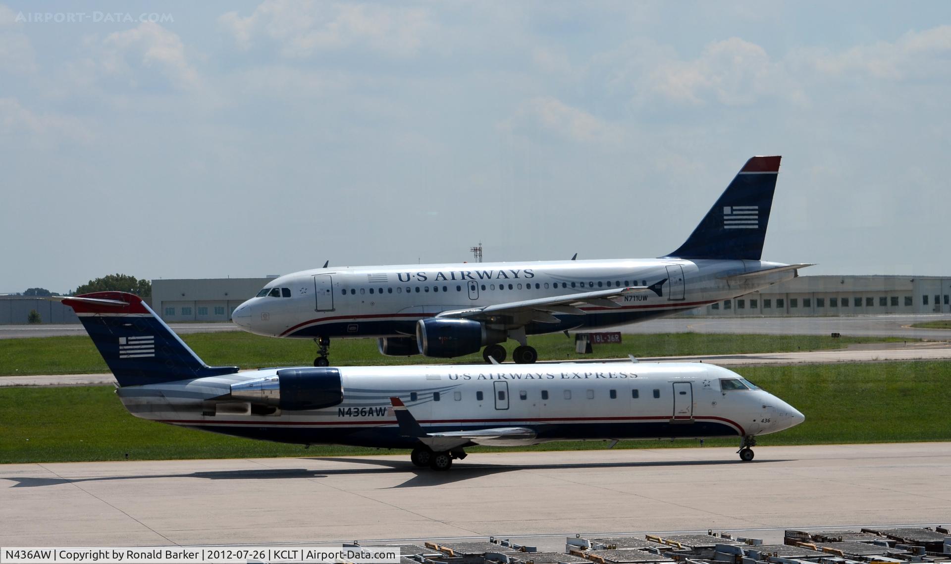 N436AW, 2002 Bombardier CRJ-200LR (CL-600-2B19) C/N 7734, Taxi CLT