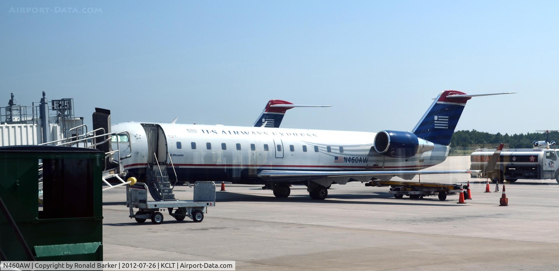 N460AW, 2003 Canadair CRJ-200LR (CL-600-2B19) C/N 7867, CLT
