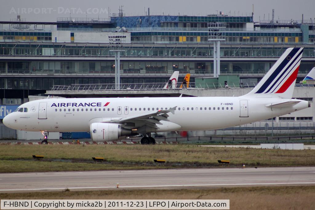 F-HBND, 2011 Airbus A320-214 C/N 4604, Taxiing