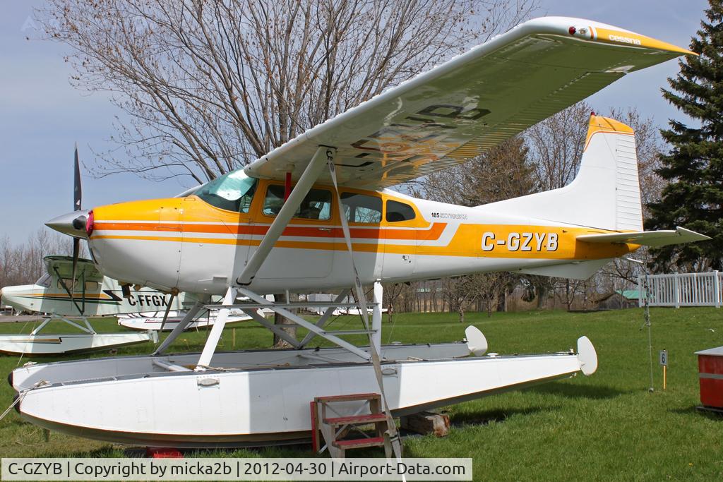 C-GZYB, 1977 Cessna A185F Skywagon 185 C/N 18503525, Parked