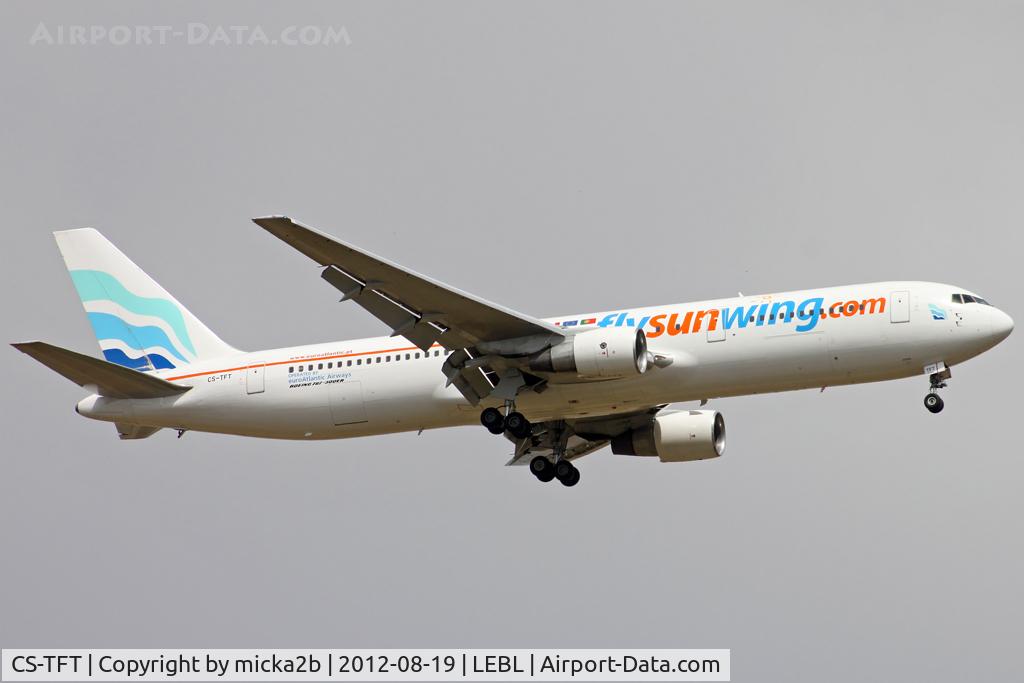 CS-TFT, 1993 Boeing 767-3Y0/ER C/N 26208, Landing
