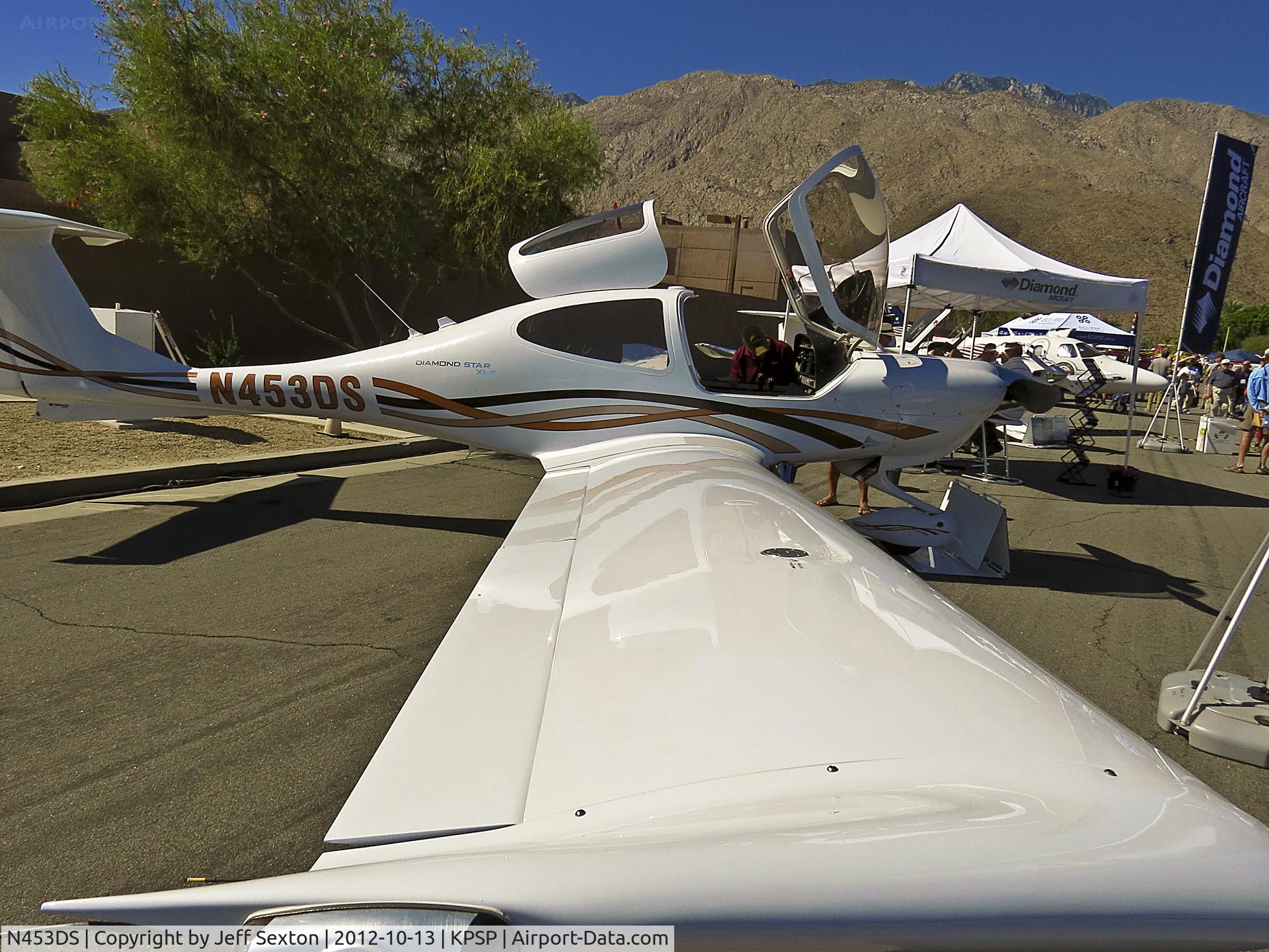 N453DS, Diamond DA-40 Diamond Star C/N 40.1123, AOPA 2012 Static Display.