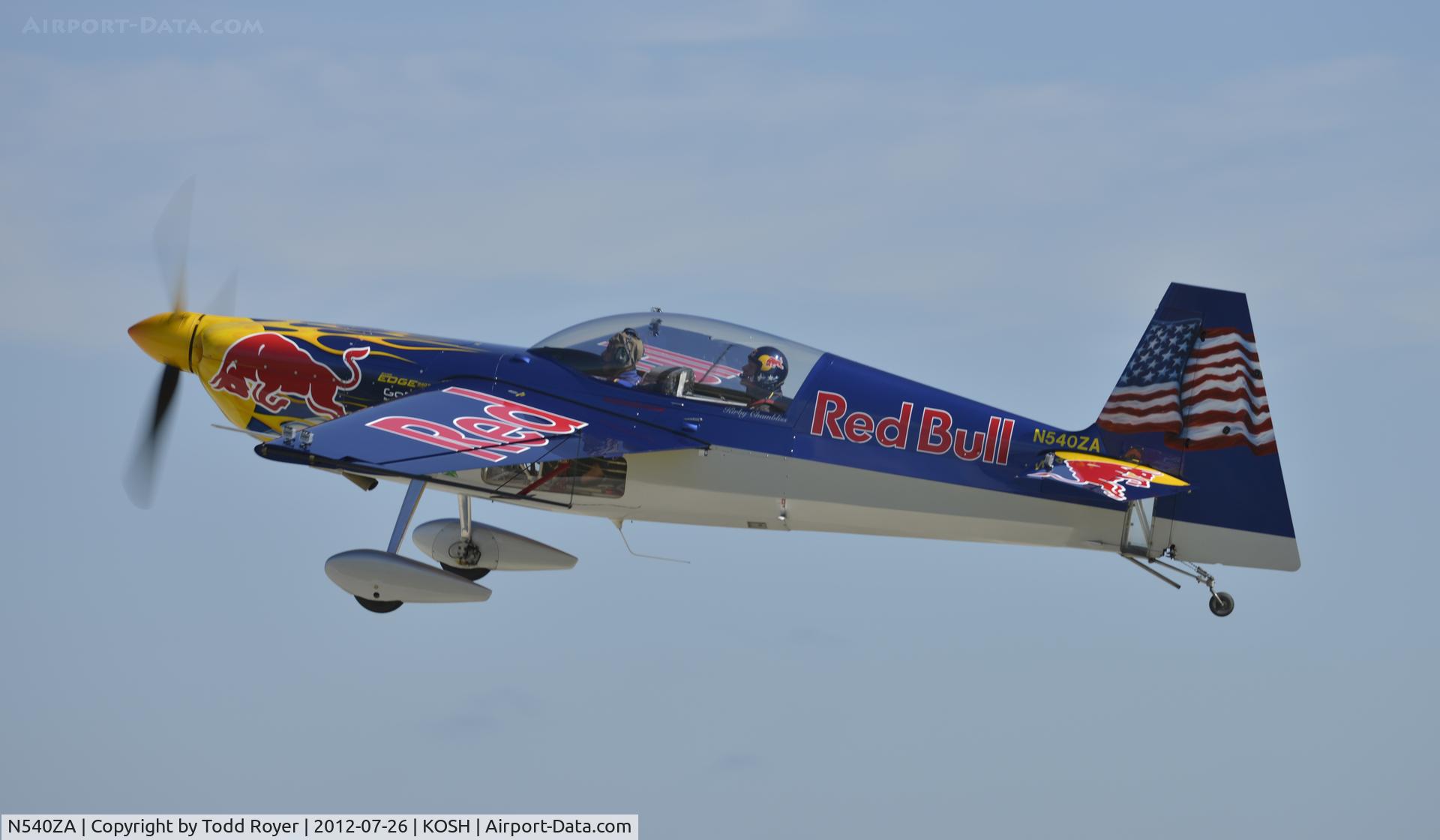 N540ZA, Zivko Edge 540-T C/N 0010, Airventure 2012