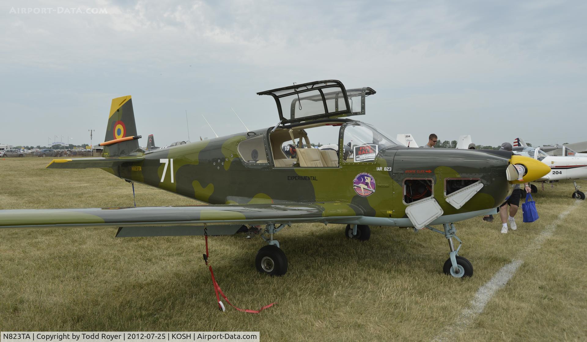 N823TA, 1981 IAR IAR-823 C/N 71, Airventure 2012