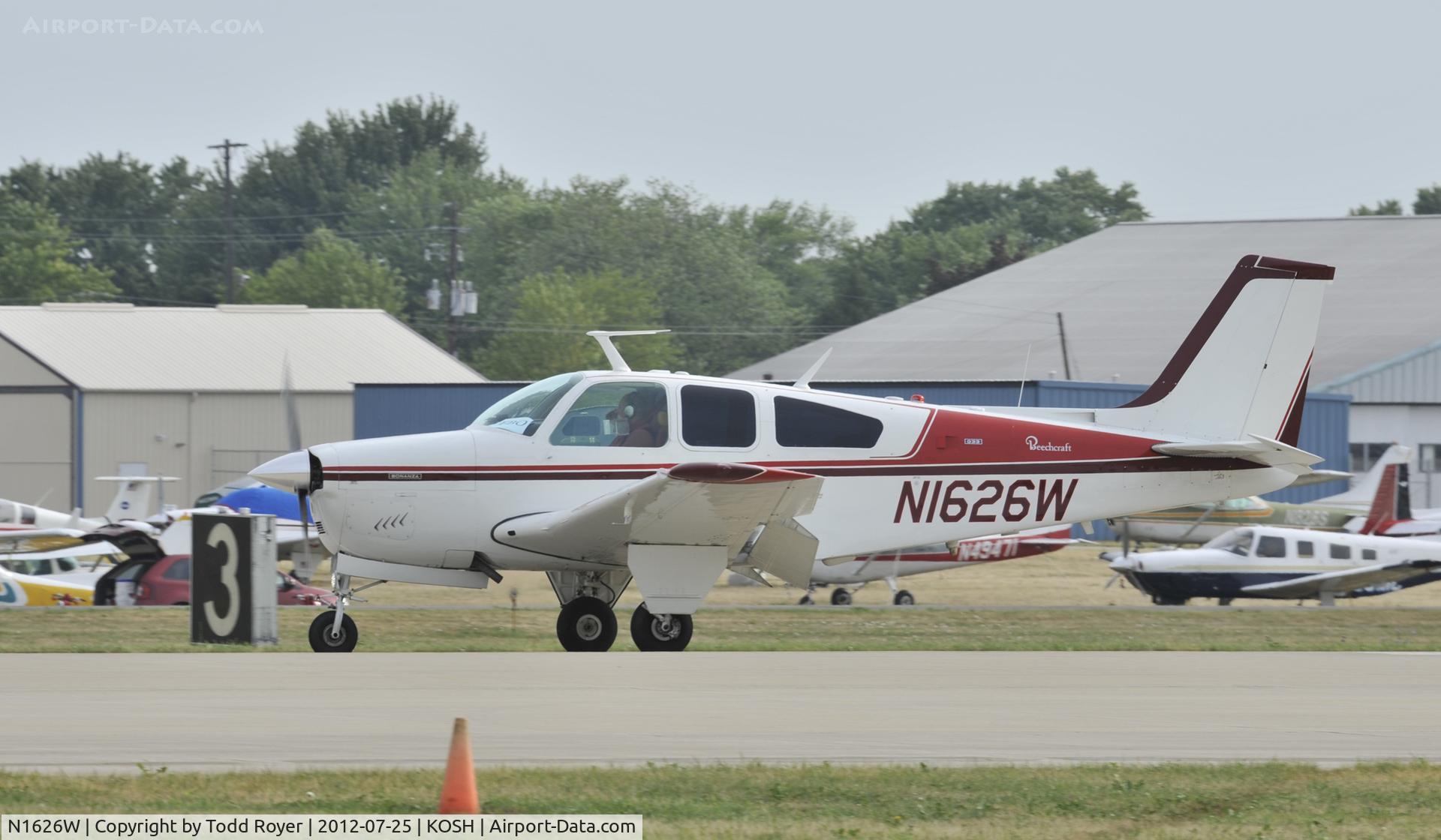 N1626W, 1972 Beech G33 Bonanza C/N CD-1294, Airventure 2012