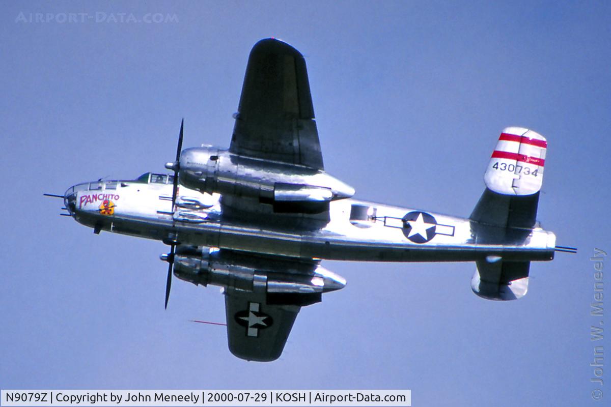 N9079Z, 1944 North American TB-25N Mitchell C/N 108-34009, Airventure 2000