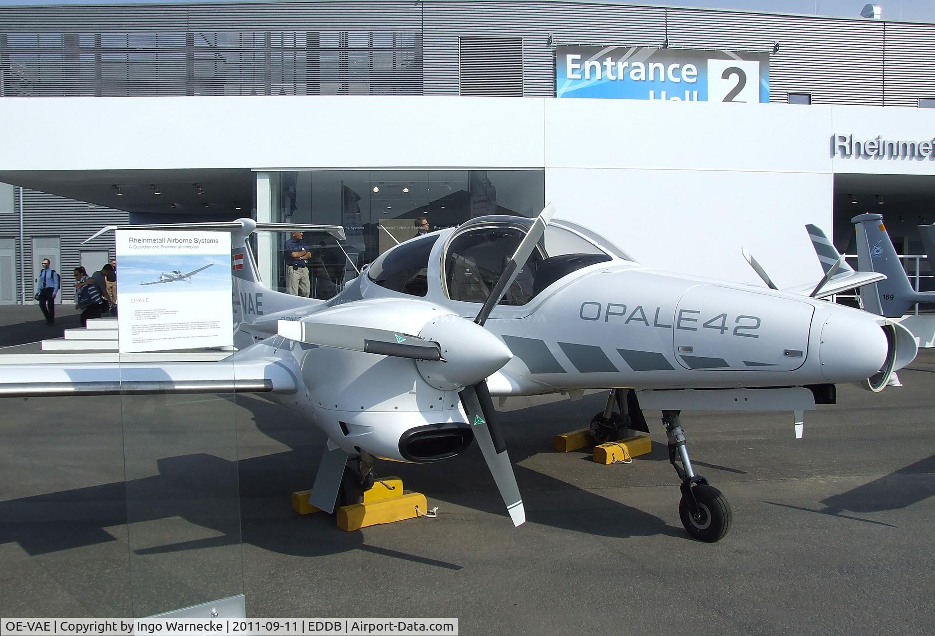 OE-VAE, Diamond DA-42 Twin Star C/N 42.339, Diamond DA-42 MPP OPALE42 at the ILA 2012, Berlin