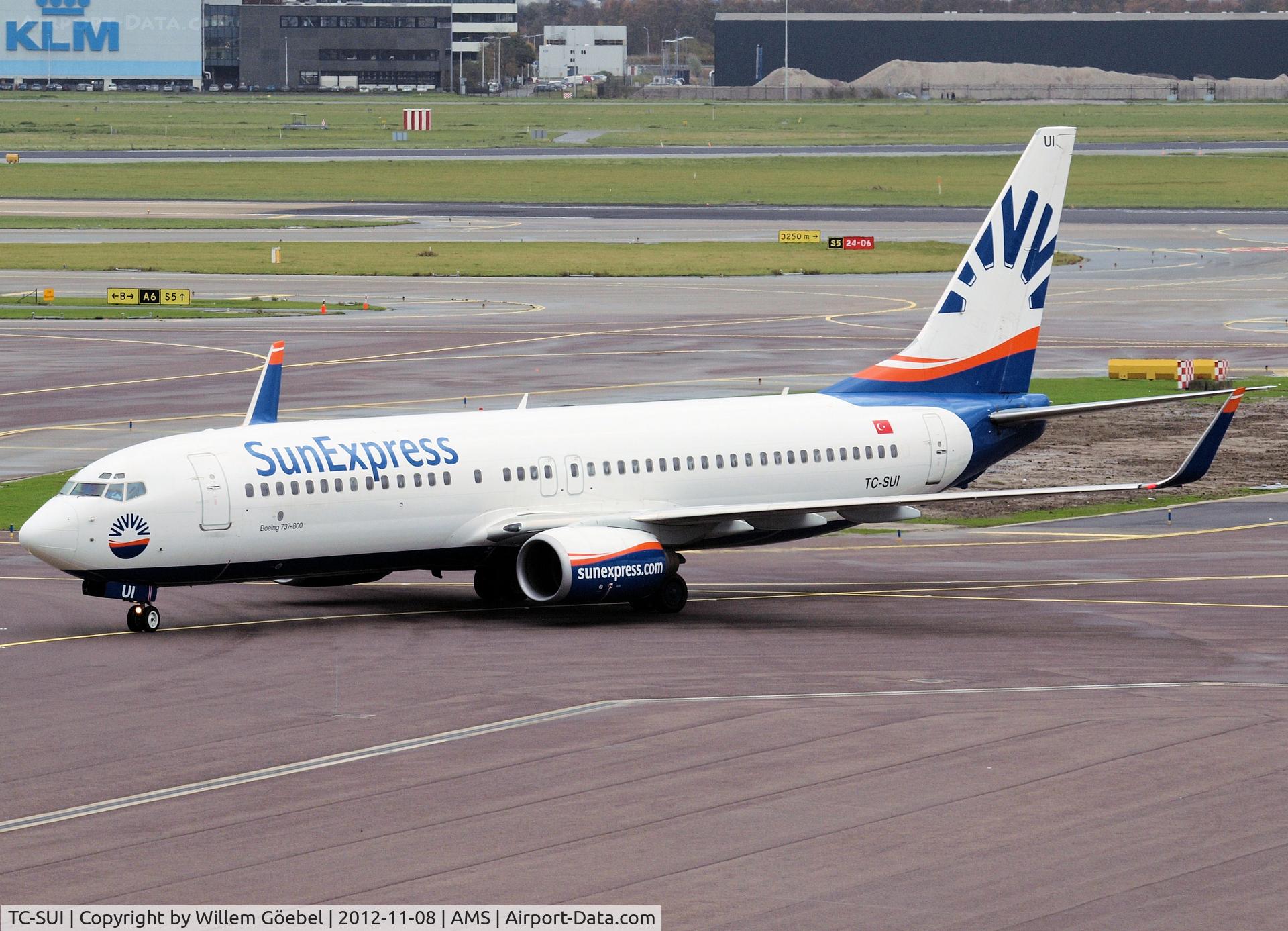 TC-SUI, 2003 Boeing 737-8CX C/N 32367, Taxi to the gate of Schiphol Airport