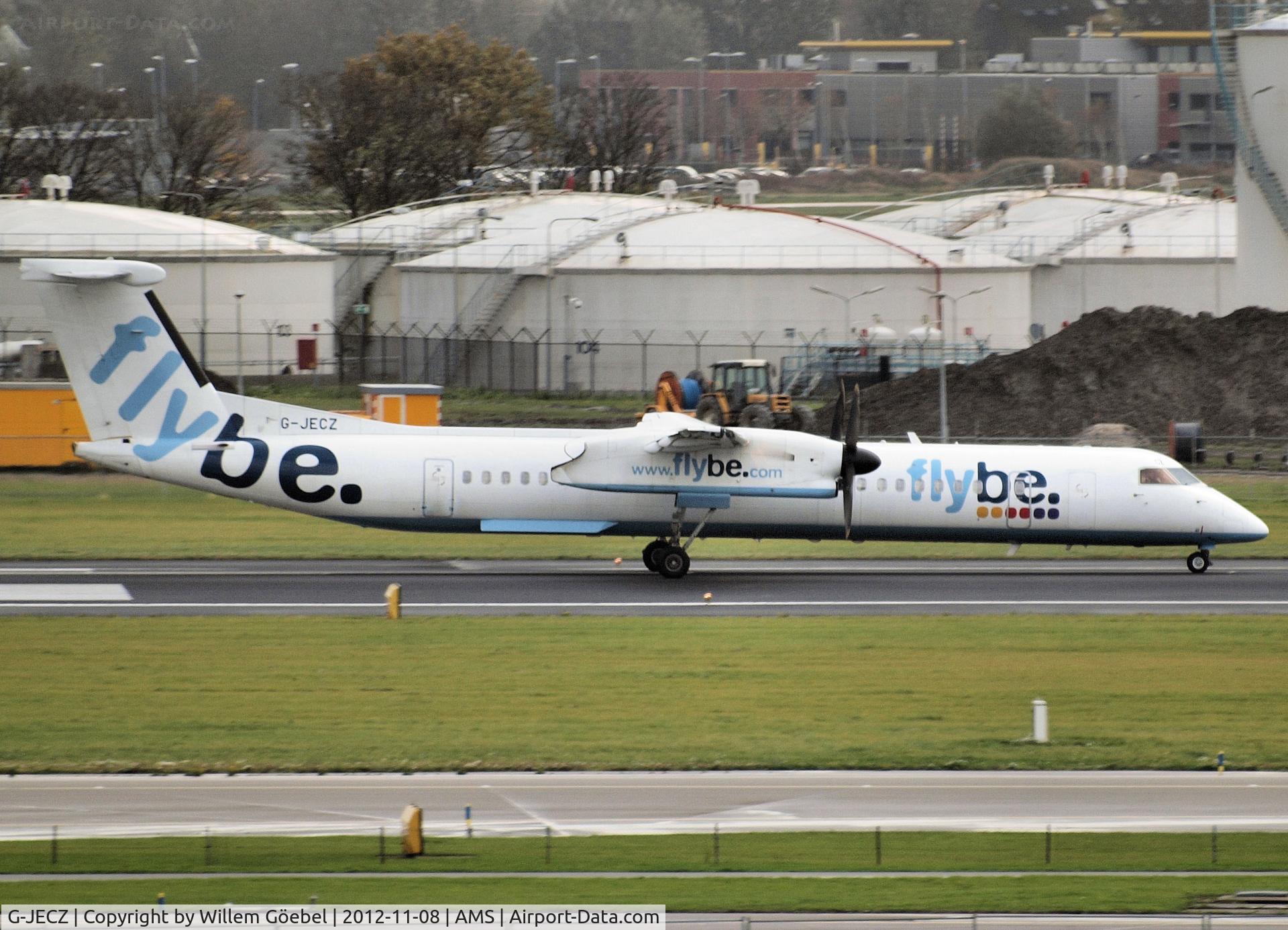 G-JECZ, 2007 De Havilland Canada DHC-8-402Q Dash 8 C/N 4179, Taxi to runway 24 of Schiphol Airport
