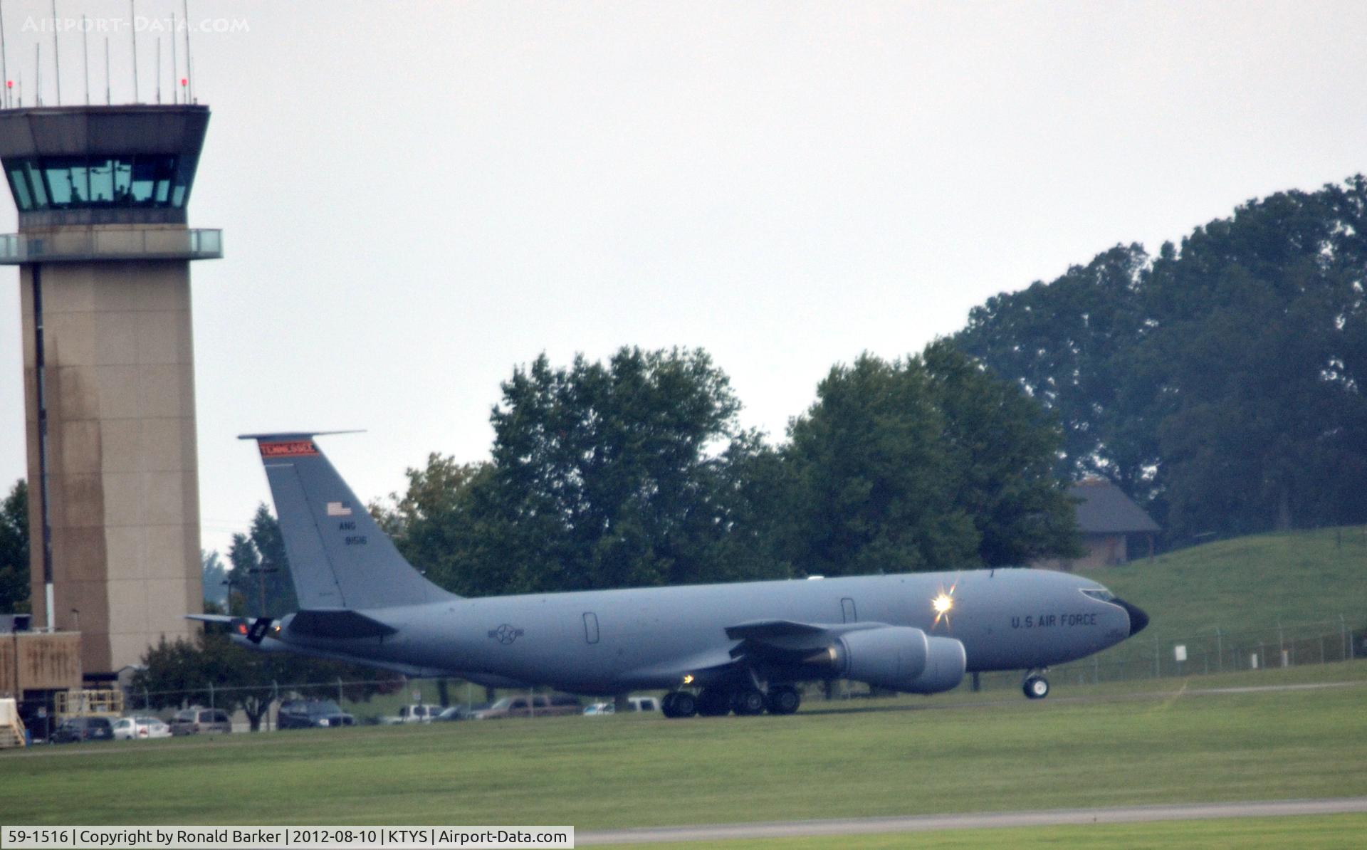 59-1516, 1959 Boeing KC-135R Stratotanker C/N 18004, Taxi TYS