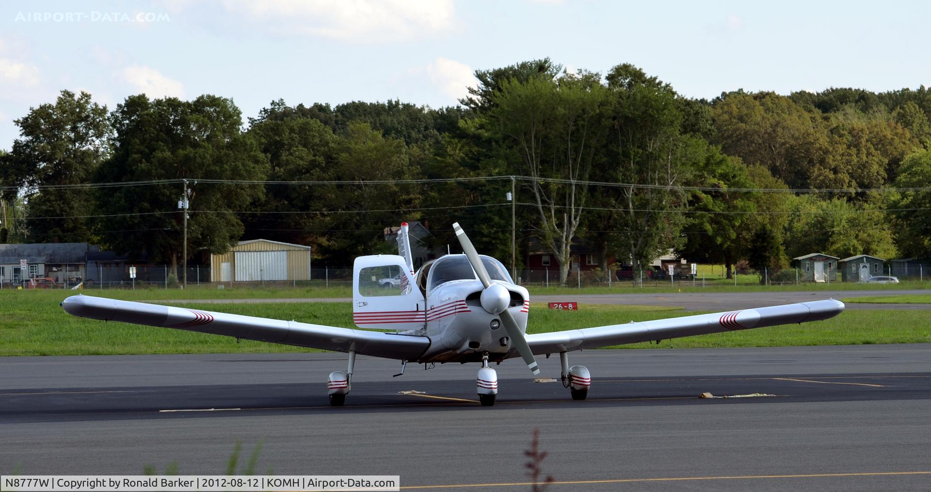 N8777W, 1964 Piper PA-28-235 C/N 28-10321, Orange