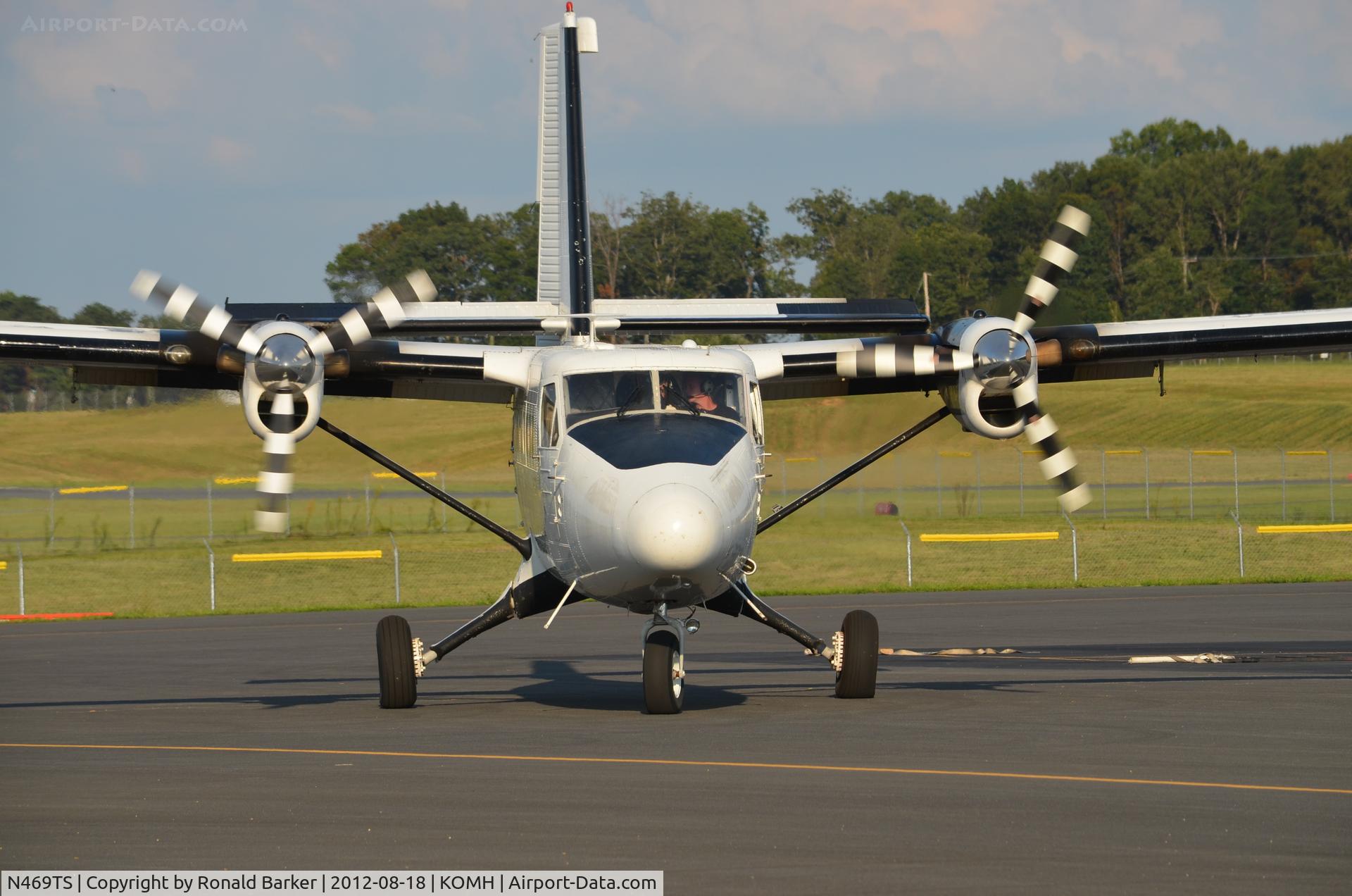 N469TS, 1968 De Havilland Canada DHC-6-200 Twin Otter C/N 149, Orange
