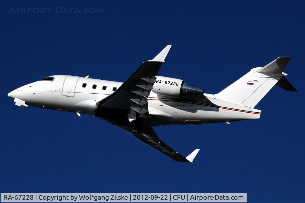 RA-67228, Canadair Challenger 604 (CL-600-2B16) C/N 5613, visitor