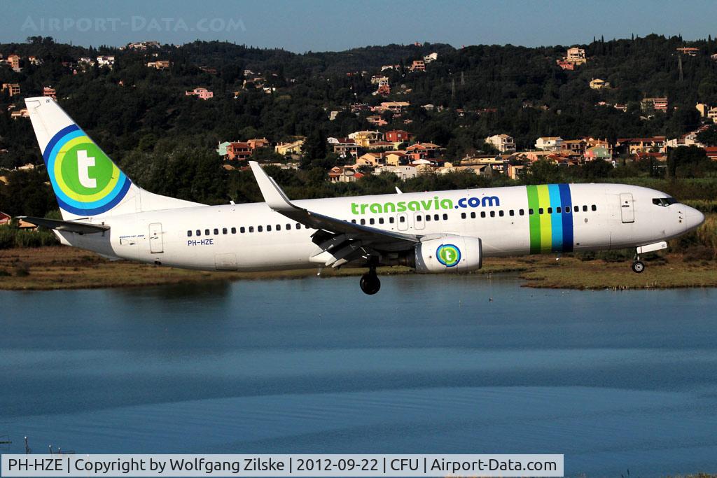 PH-HZE, 1999 Boeing 737-8K2 C/N 28377, visitor