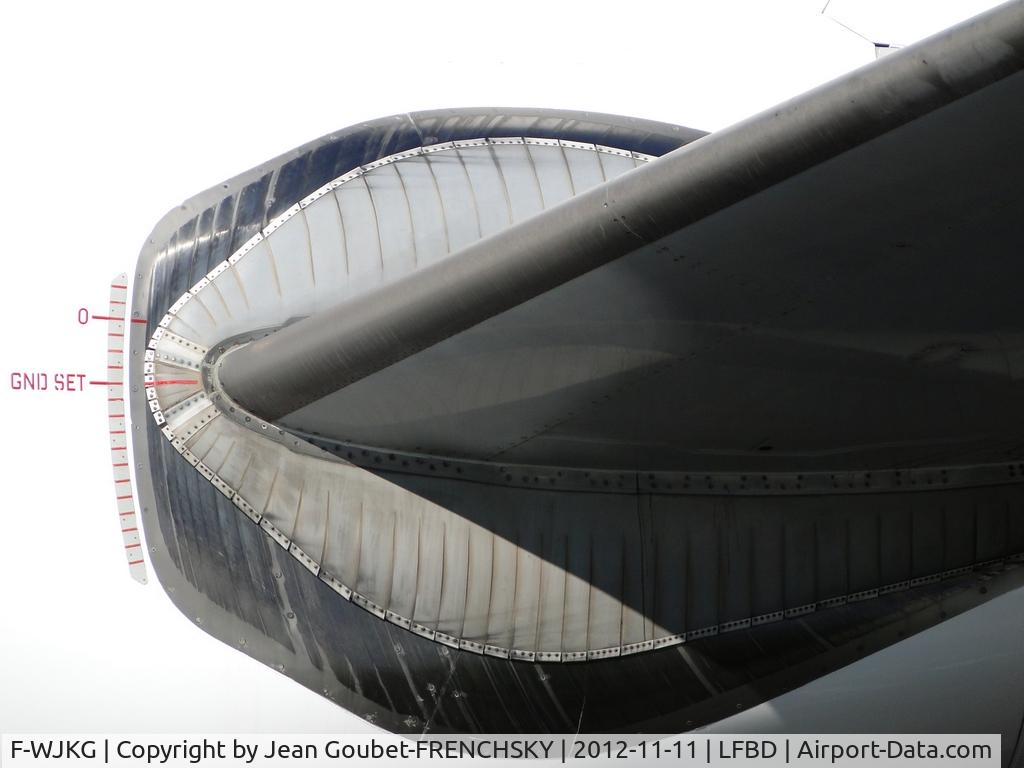 F-WJKG, 2008 Airbus A340-642 C/N 924, stored at Bordeaux