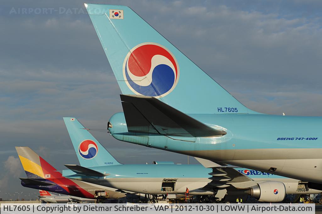HL7605, 2006 Boeing 747-4B5ERF C/N 35526, Korean Boeing 747-400