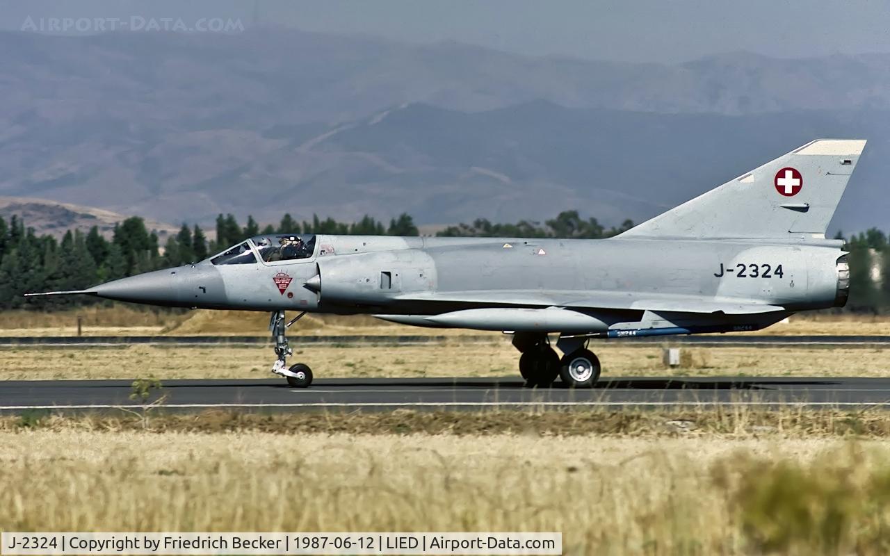 J-2324, Dassault (F+W Emmen) Mirage IIIS C/N 17-26-122/1014, taxying to the active