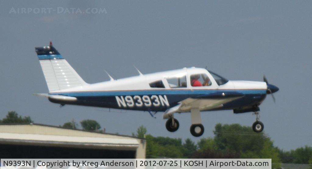 N9393N, 1969 Piper PA-28R-200 C/N 28R-35103, EAA AirVenture 2012