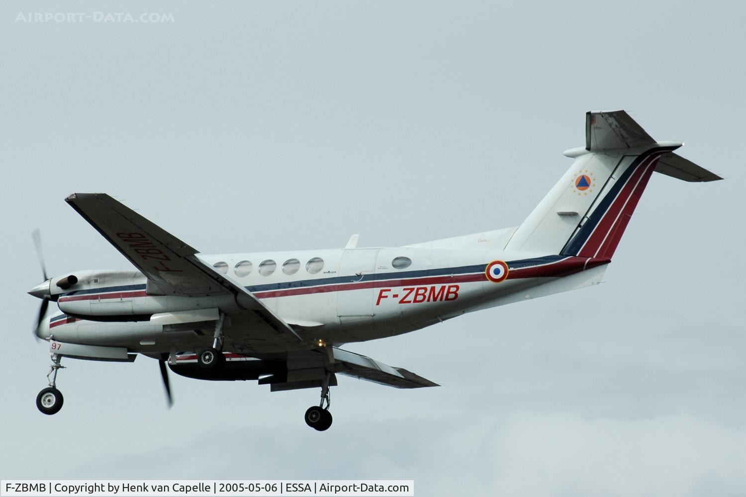 F-ZBMB, 1990 Beech 200 Super King Air C/N BB-1379, French Securite Civil Super King Air on approach to Stockholm Arlanda airport.