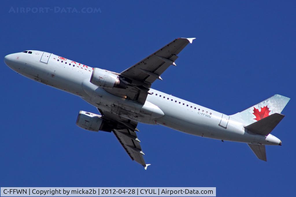 C-FFWN, 1991 Airbus A320-211 C/N 159, In flight. Scrapped in october 2019.