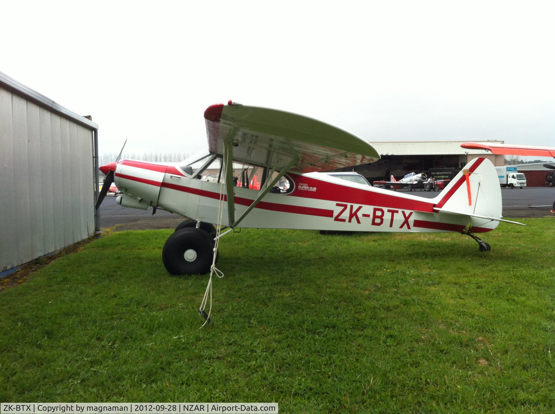 ZK-BTX, Piper PA-18-150 Super Cub Super Cub C/N 18-7309, Look at those tyres!!