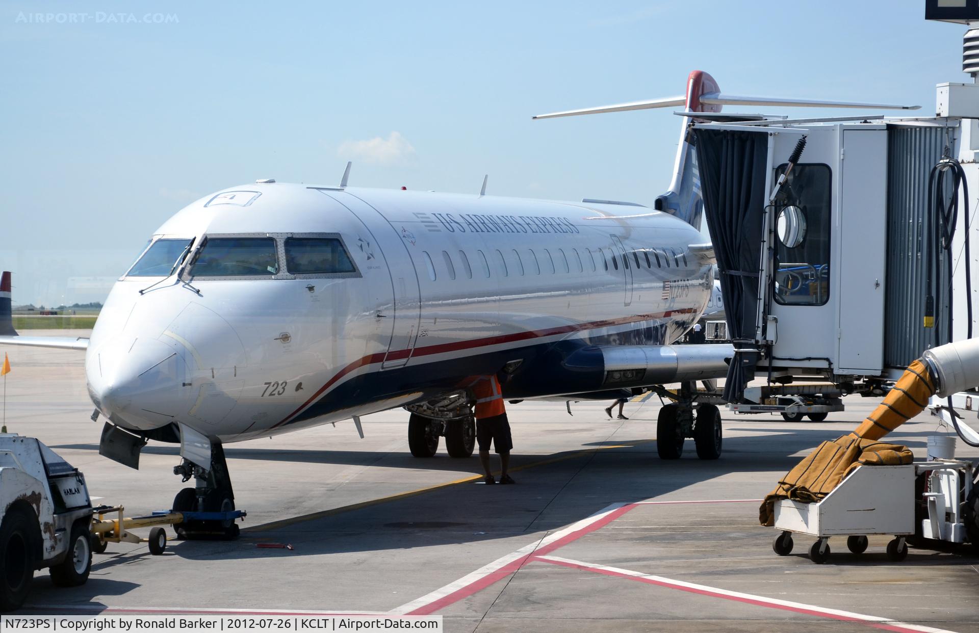 N723PS, 2004 Bombardier CRJ-701 (CL-600-2C10) Regional Jet C/N 10181, CLT, NC