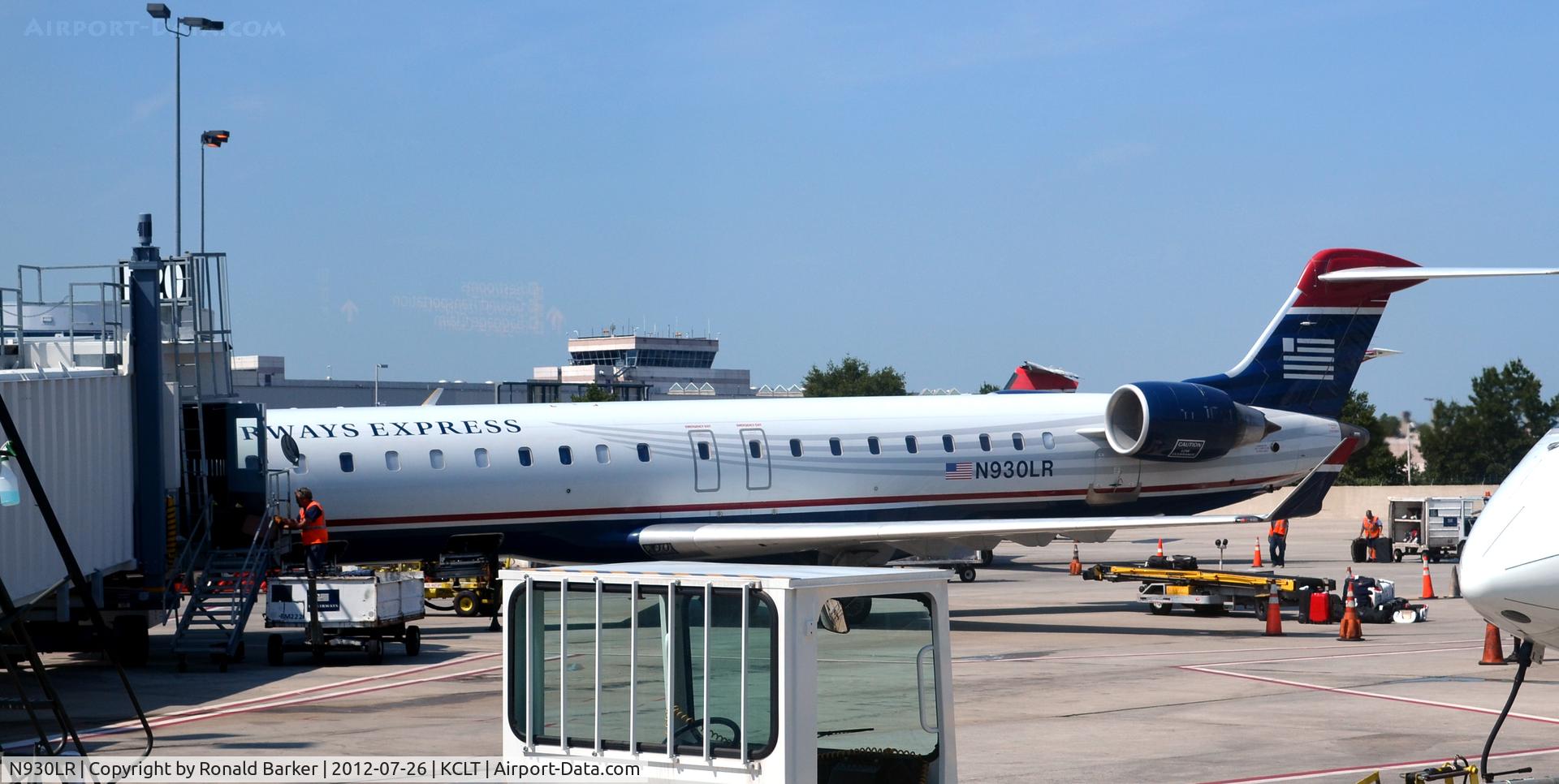 N930LR, 2005 Bombardier CRJ-900ER (CL-600-2D24) C/N 15030, CLT, NC
