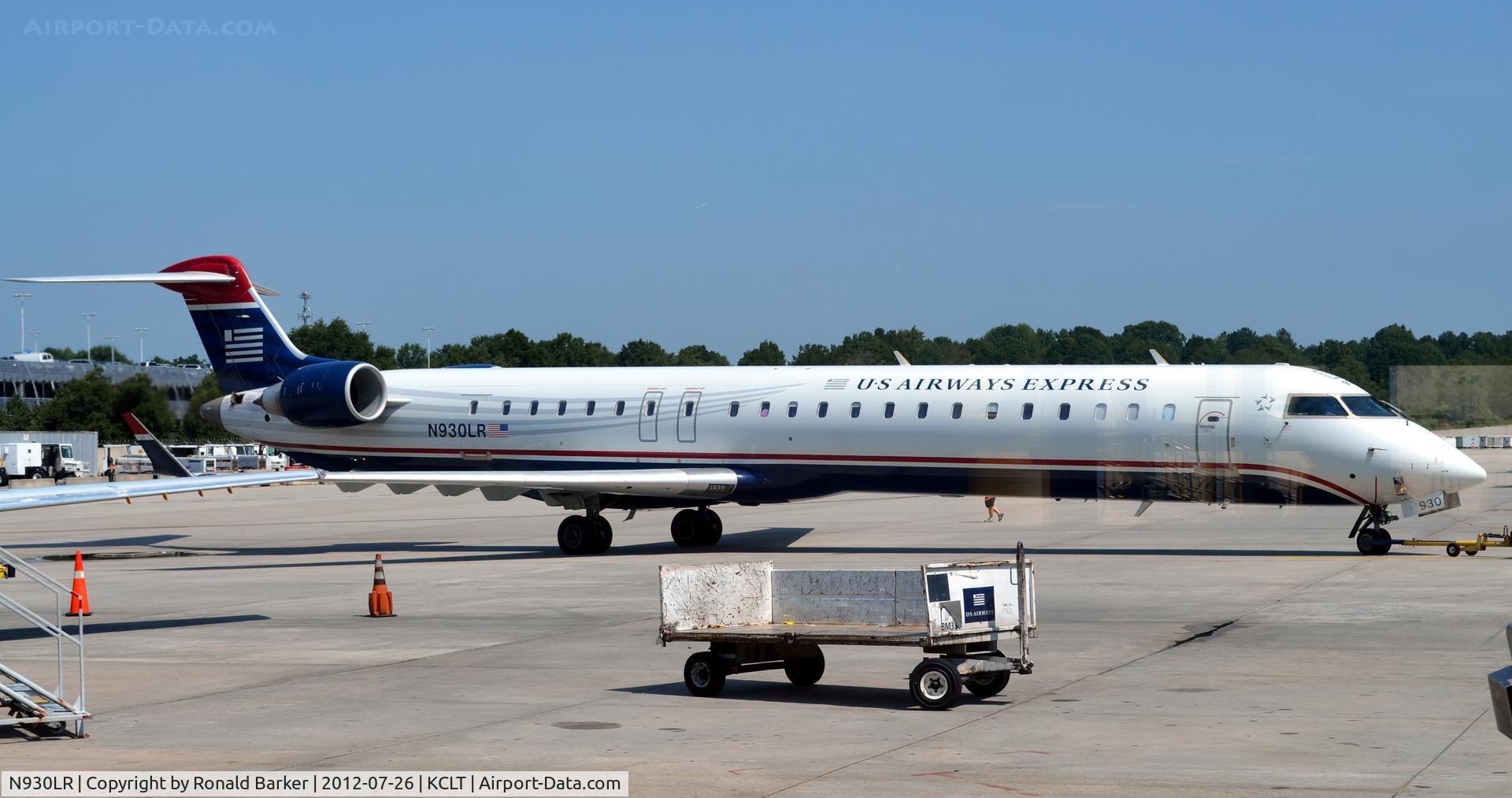 N930LR, 2005 Bombardier CRJ-900ER (CL-600-2D24) C/N 15030, CLT, NC