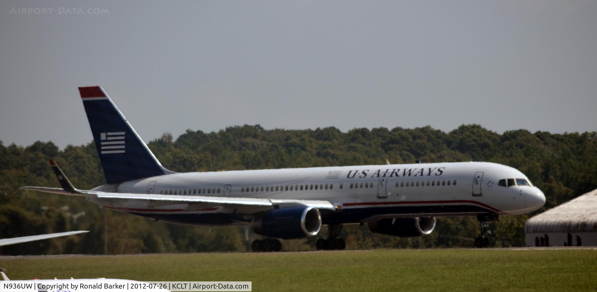 N936UW, 1994 Boeing 757-2B7 C/N 27244, Takeoff CLT