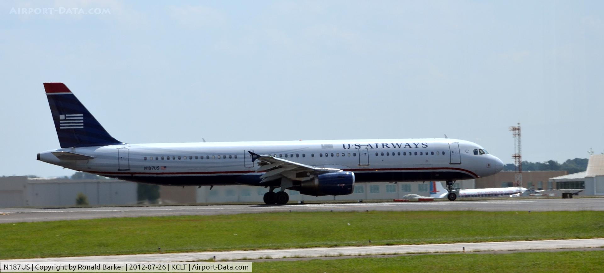 N187US, 2002 Airbus A321-211 C/N 1704, Takeoff CLT