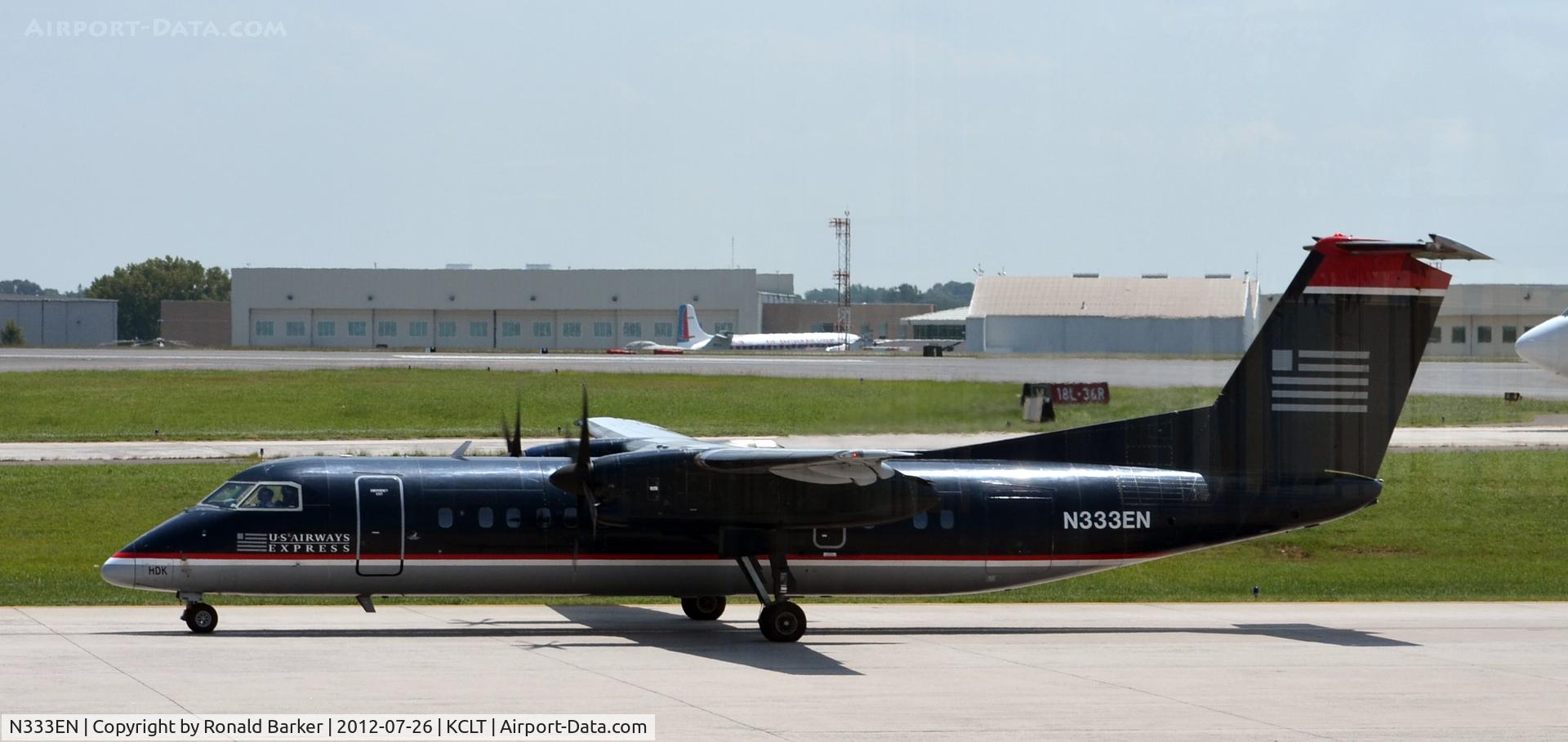 N333EN, 1990 De Havilland Canada DHC-8-311 Dash 8 C/N 221, Taxi CLT