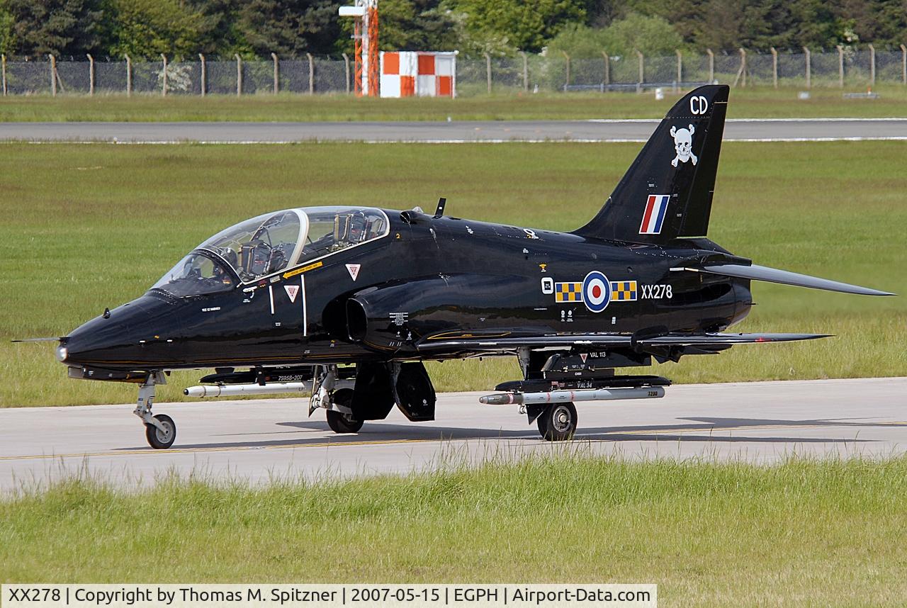 XX278, 1978 Hawker Siddeley Hawk T.1A C/N 103/312103, XX278 leaving EDI after a break.... :-)