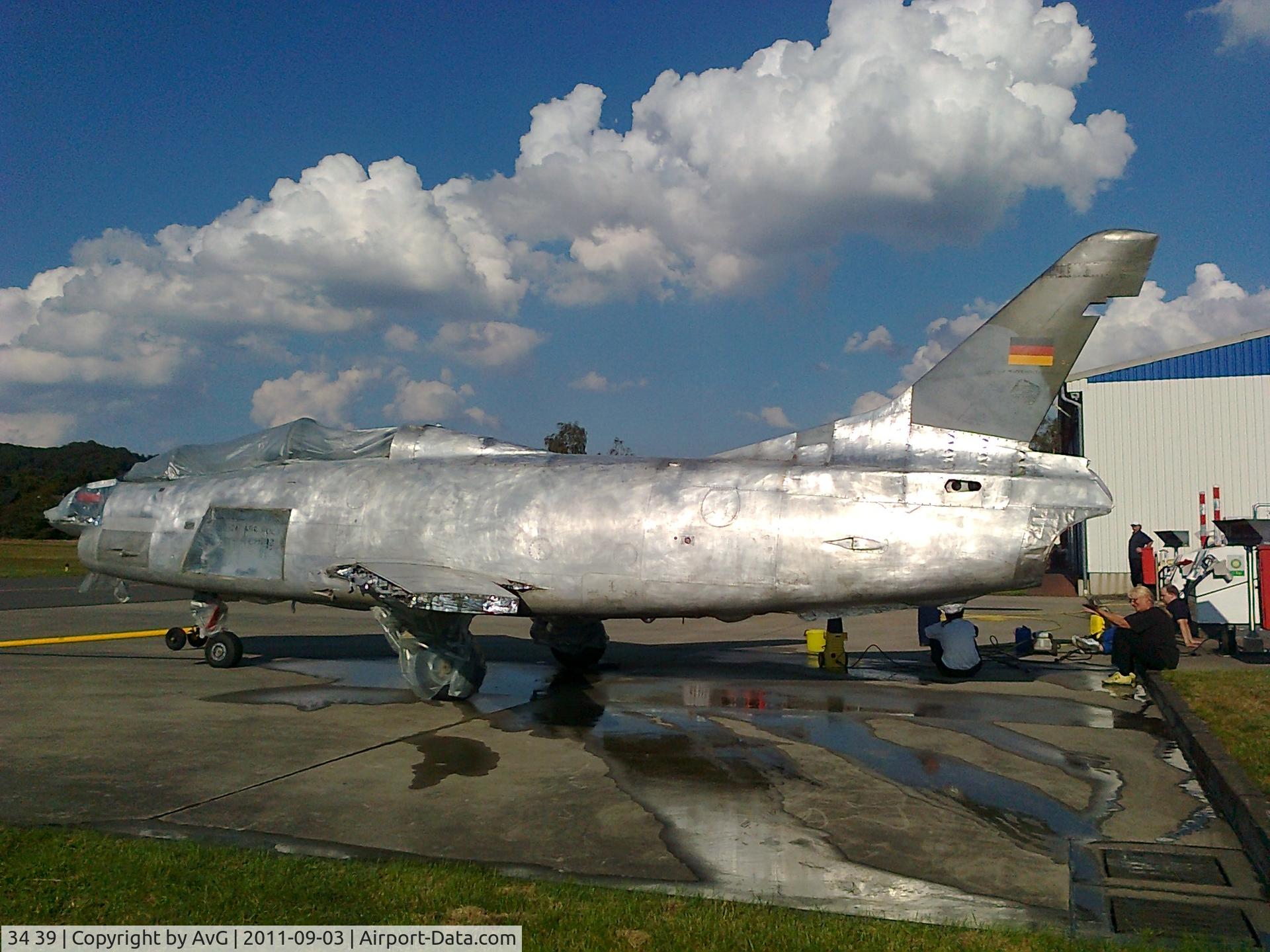 34 39, Fiat G-91T/3 C/N 49, Lady is a stripper!