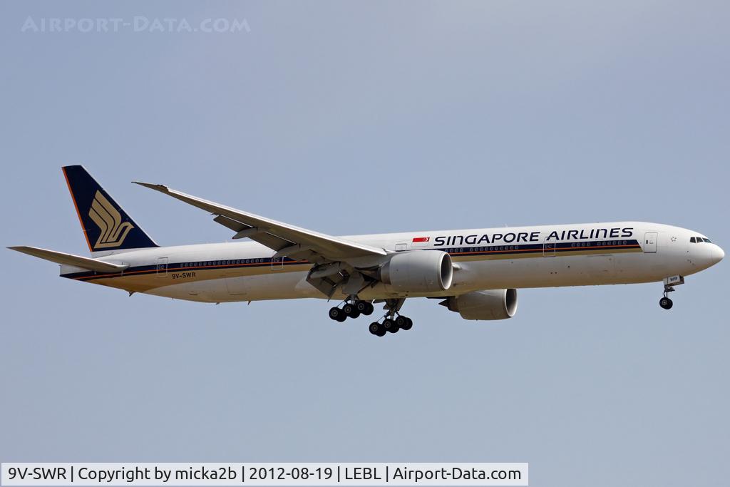 9V-SWR, 2008 Boeing 777-312/ER C/N 34583, Landing