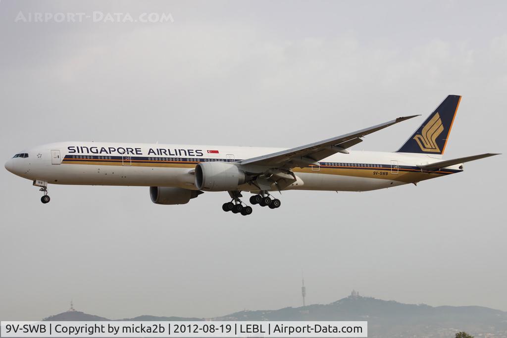 9V-SWB, 2006 Boeing 777-312/ER C/N 33377, Landing