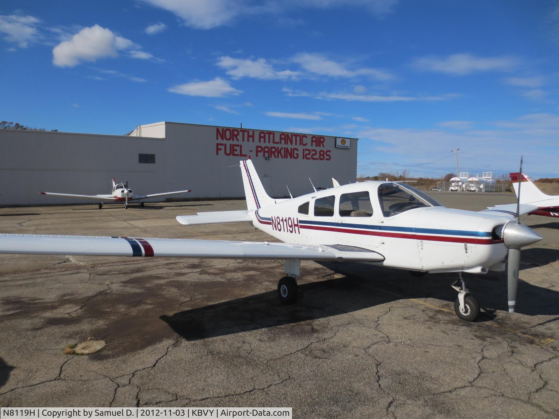 N8119H, 1980 Piper PA-28-161 C/N 28-8016127, N8119H on the Beverly Flight Center ramp.